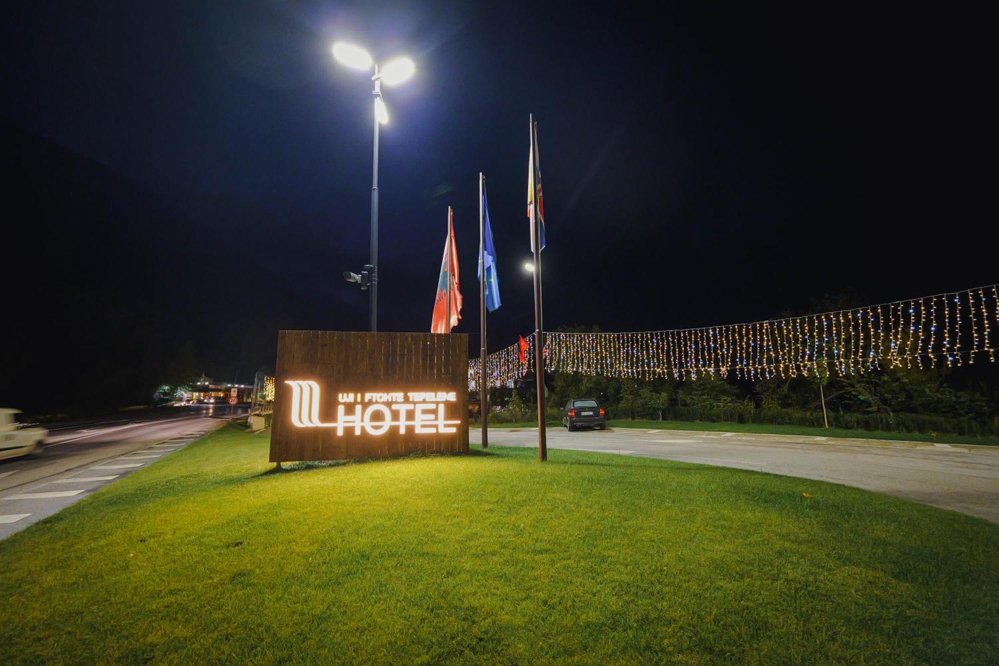 Uji Ftohte Hotel 4*