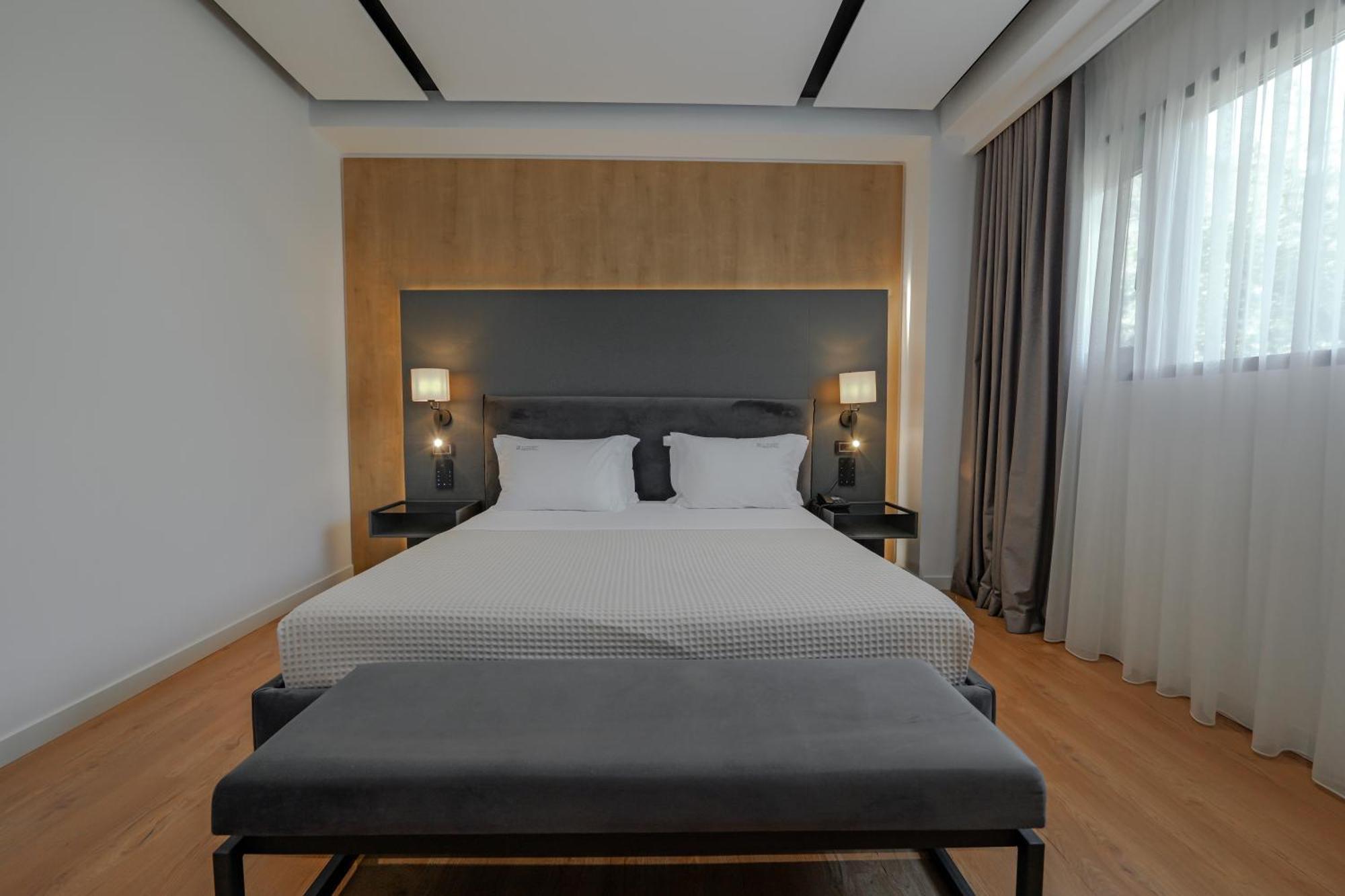 Uji Ftohte Hotel Tepelene