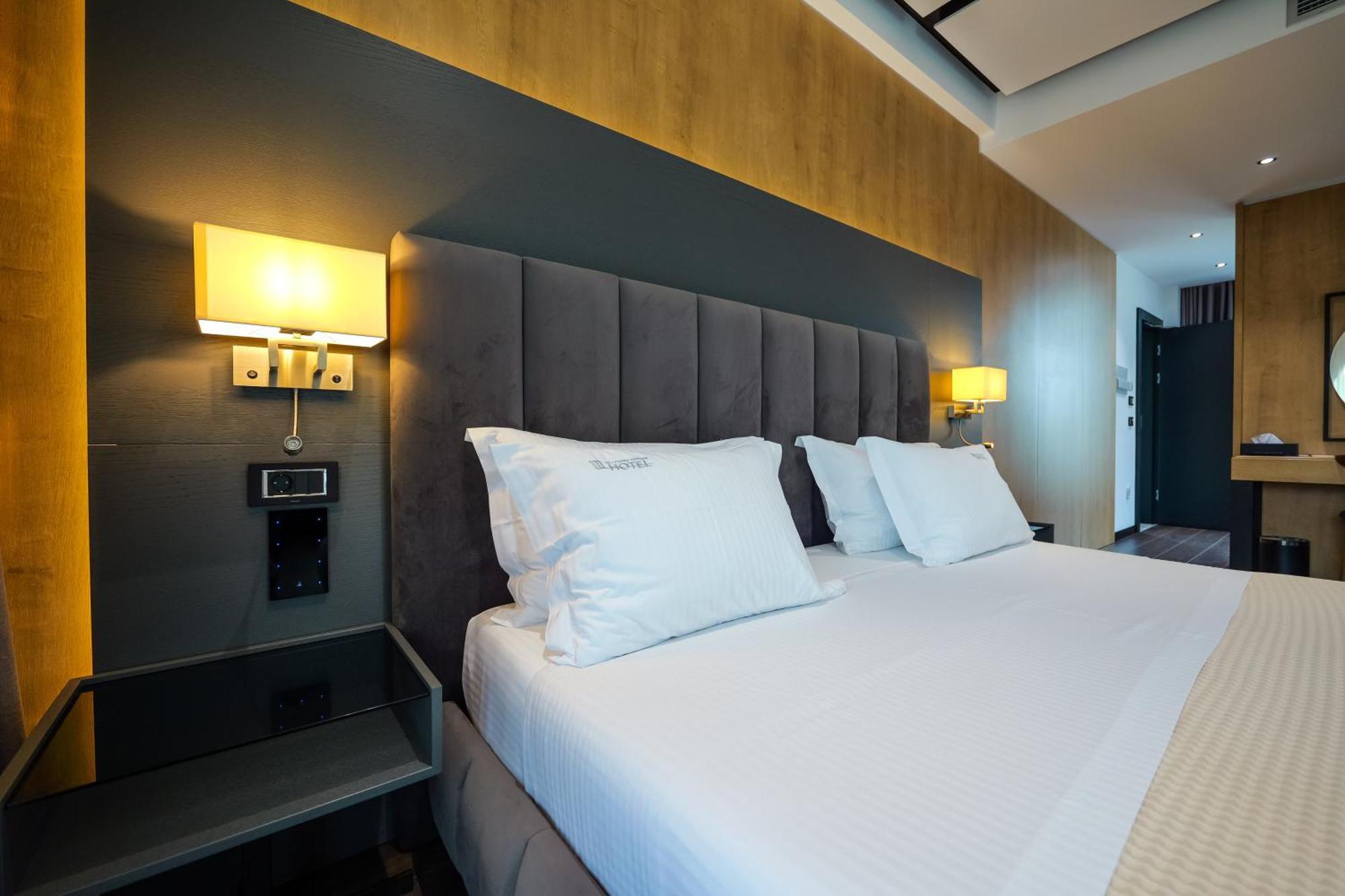 Uji Ftohte Hotel Tepelene
